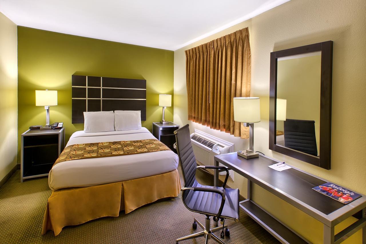 Country Hearth Inn Of Knightdale Ngoại thất bức ảnh
