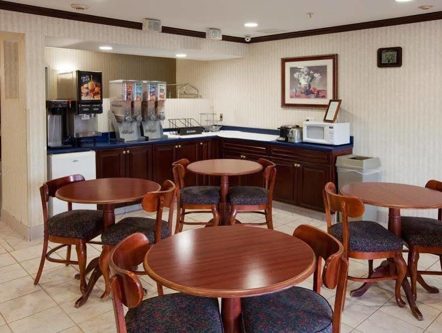 Country Hearth Inn Of Knightdale Ngoại thất bức ảnh